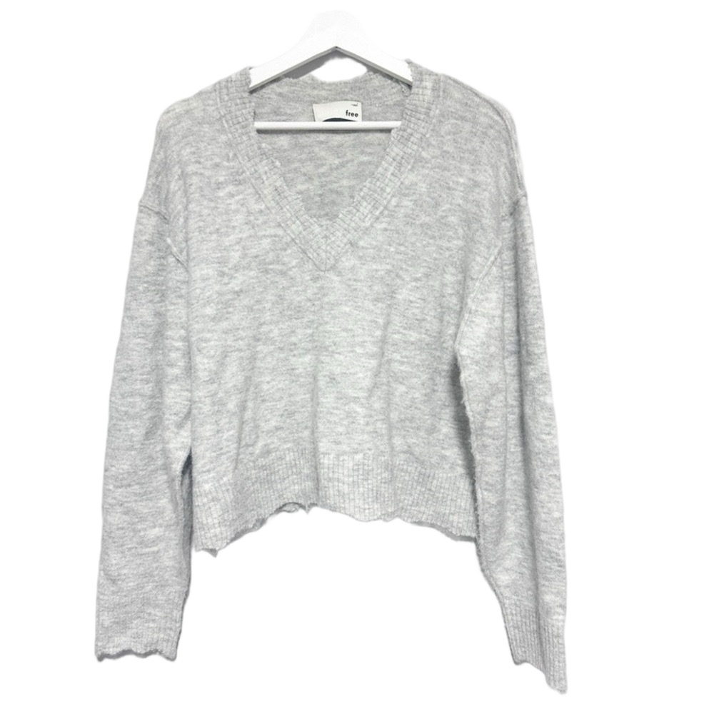 Wilfred Light Gray V-Neck Sweater size XL - Picture 1 of 11